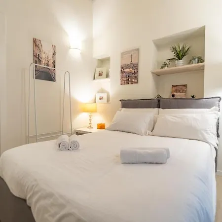 The Garibaldi B Intrho Apartment Milan